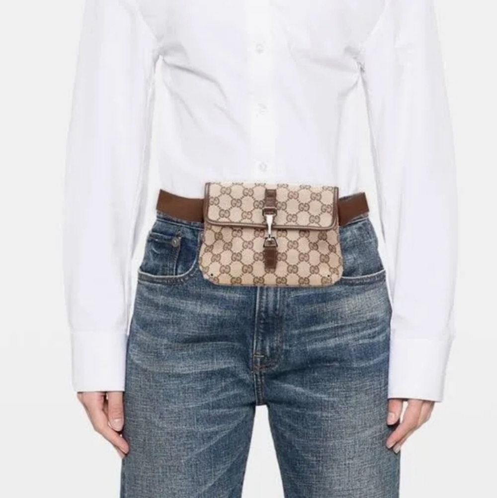 GUCCI GG Canvas Jackie Belt Bag